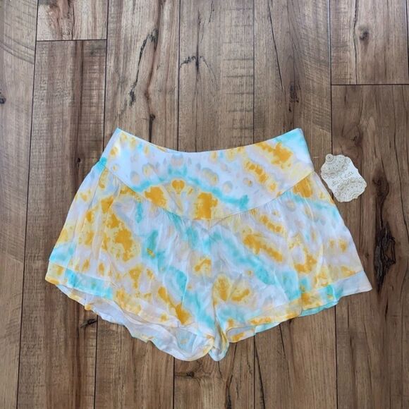 NWT altard state yellow blue tie dye shorts M - Picture 6 of 8